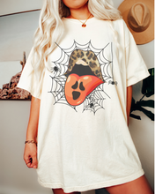 Load image into Gallery viewer, Halloween Comfort Colors® T-Shirt, Women's Halloween Design, Leopard Print Lips T-Shirt