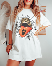 Load image into Gallery viewer, Halloween Comfort Colors® T-Shirt, Women's Halloween Design, Leopard Print Lips T-Shirt