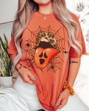 Load image into Gallery viewer, Halloween Comfort Colors® T-Shirt, Women's Halloween Design, Leopard Print Lips T-Shirt