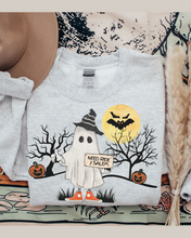 Load image into Gallery viewer, Need Ride 2 Salem Women's Crewneck Sweatshirt, Cute Halloween Pullover
