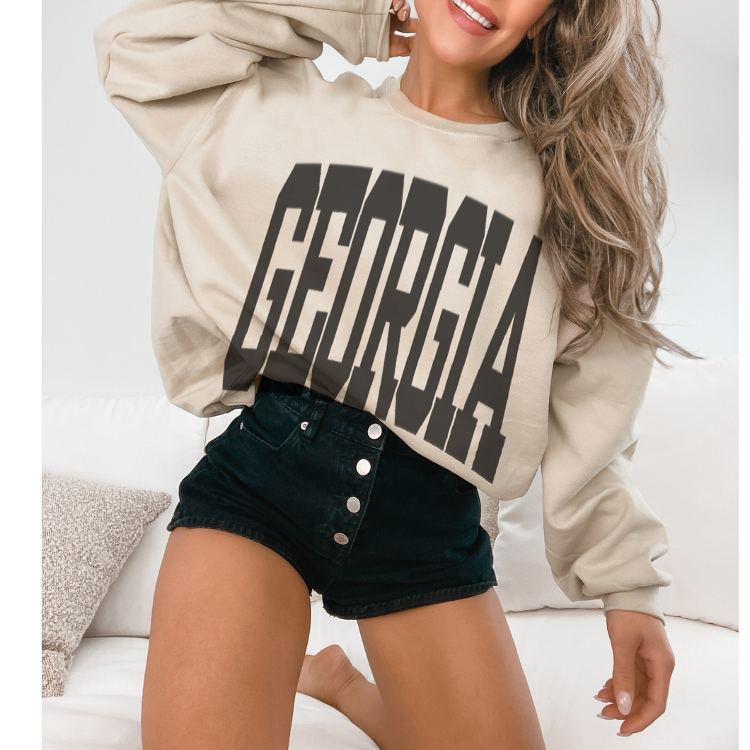 Georgia Heavy Blend™ Crewneck Sweatshirt, Unisex-Sized Cozy Pullover, Oversized Retro Georgia with Varsity Letters