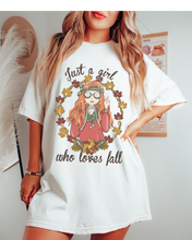 Load image into Gallery viewer, Women&#39;s Cute Fall Comfort Colors® T-Shirt, Women&#39;s Just A Girl Who Loves Fall Lover T-Shirt
