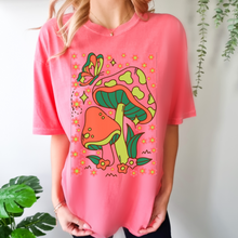 Load image into Gallery viewer, Trendy Seventies Tee, 70's Groovy Comfort Colors® T-shirt, Spring1970's Retro Mushroom Design T-Shirt in Six Colors, Trendy Summer Tee
